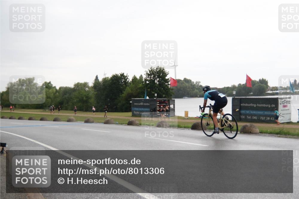 21.06.2025 - 27. Vierlanden-Triathlon H.Heesch http://msf.ph/oto/8013306 15.06.2025 13:29:50 Radfahren 1287, 1289 meine-sportfotos.de