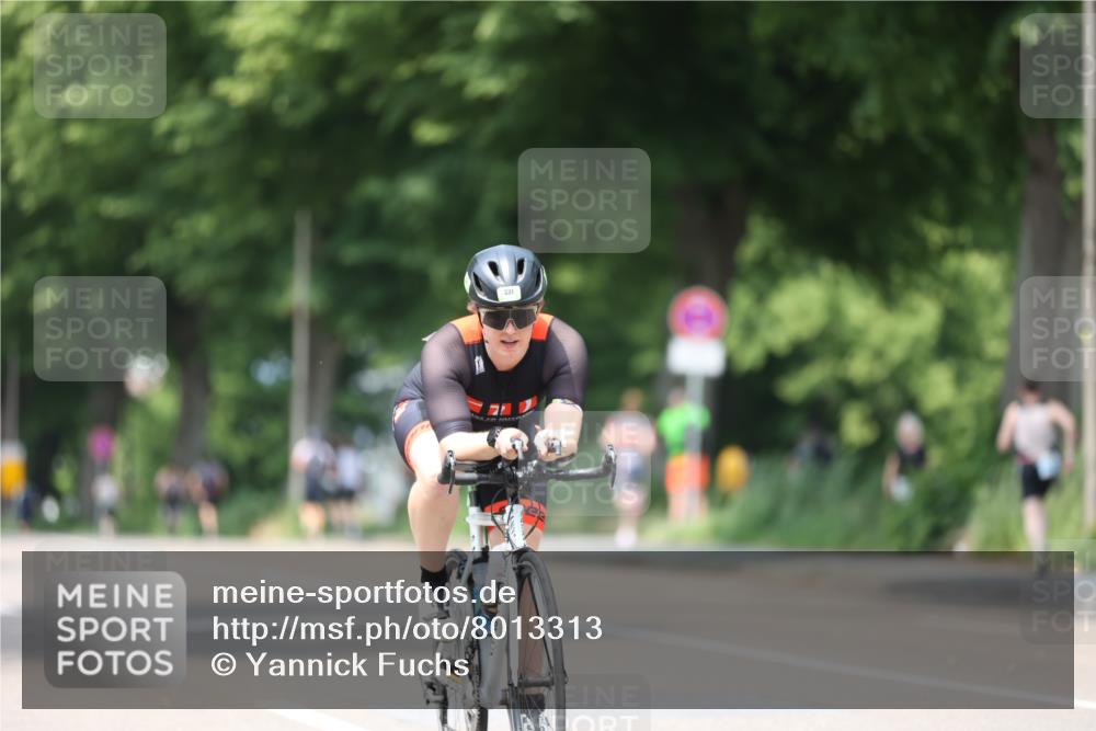 15.06.2025 - 7 Türme Triathlon Yannick Fuchs http://msf.ph/oto/8013313 15.06.2025 13:27:45 Radfahren 331, 568 meine-sportfotos.de