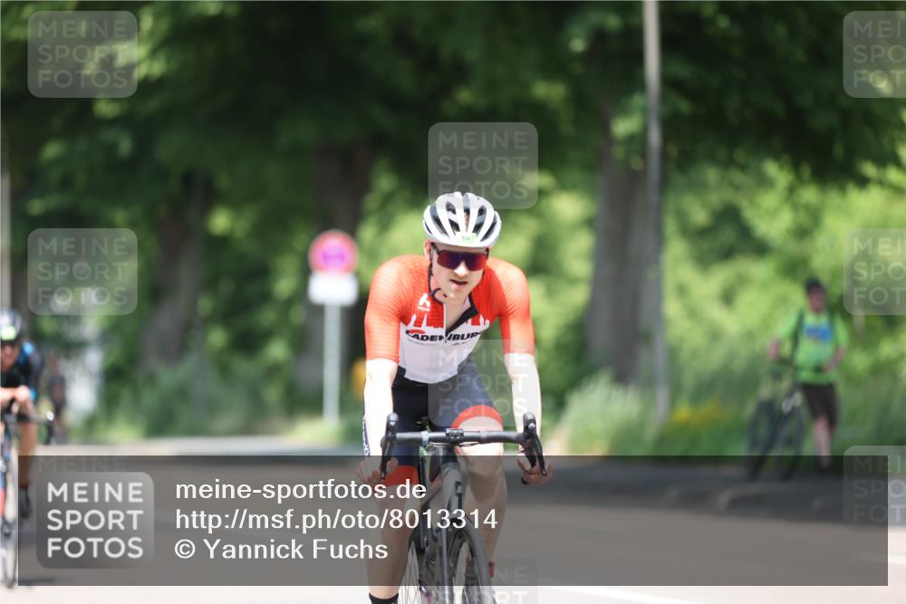 15.06.2025 - 7 Türme Triathlon Yannick Fuchs http://msf.ph/oto/8013314 15.06.2025 12:47:25 Radfahren 202, 291, 633 meine-sportfotos.de