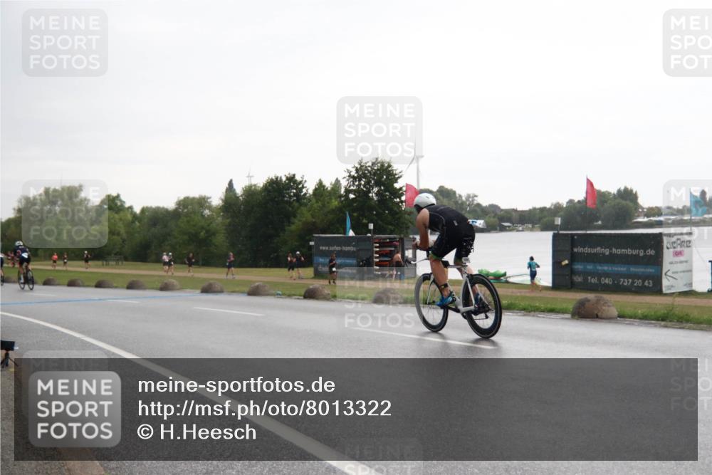 21.06.2025 - 27. Vierlanden-Triathlon H.Heesch http://msf.ph/oto/8013322 15.06.2025 13:29:53 Radfahren 1237, 1260, 1289 meine-sportfotos.de