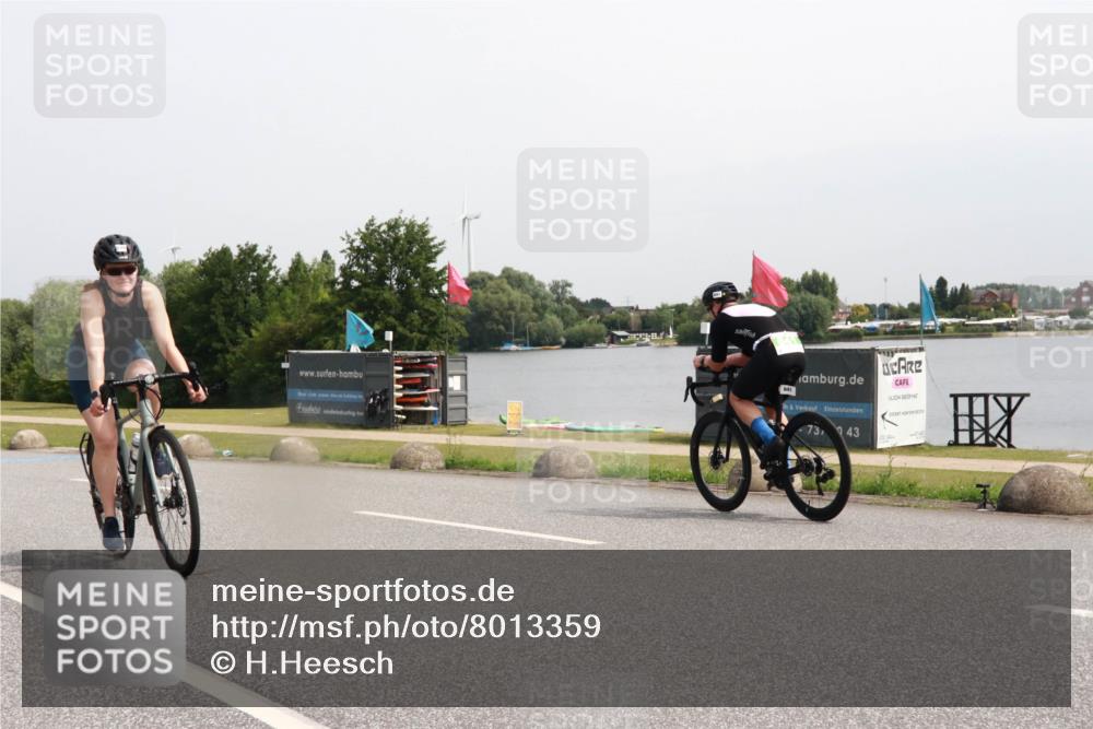 15.06.2025 - 27. Vierlanden-Triathlon H.Heesch http://msf.ph/oto/8013359 15.06.2025 11:08:58 Radfahren 516, 643, 769 meine-sportfotos.de