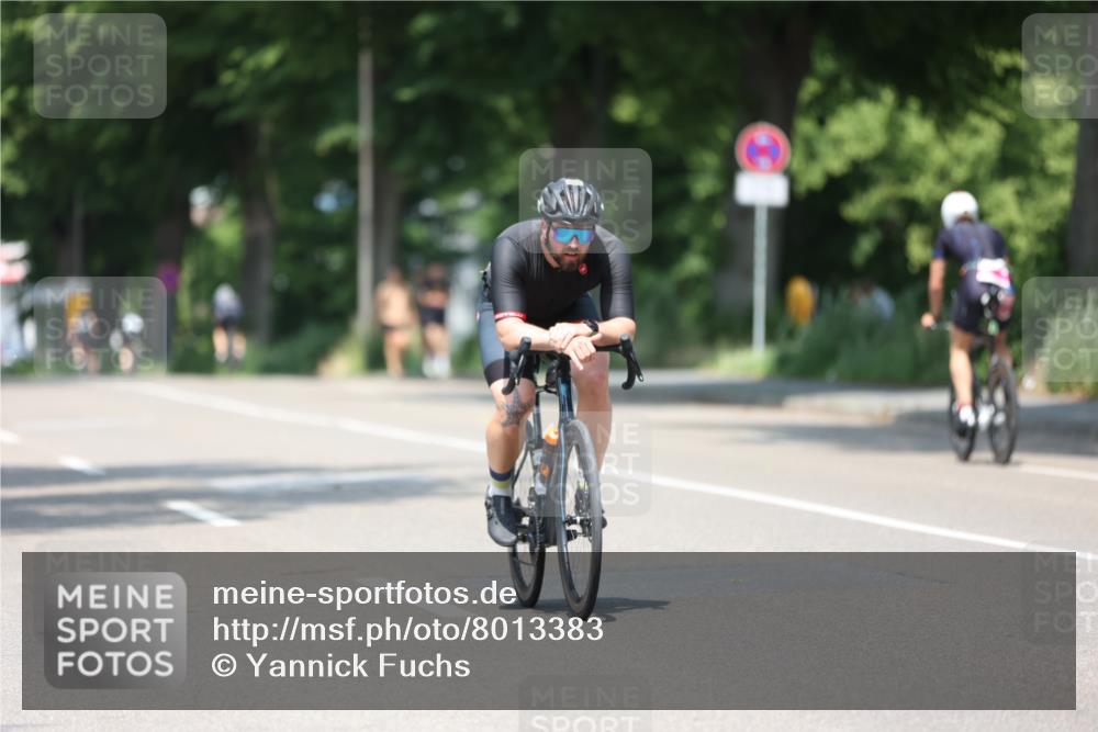 15.06.2025 - 7 Türme Triathlon Yannick Fuchs http://msf.ph/oto/8013383 15.06.2025 12:47:28 Radfahren 202, 633 meine-sportfotos.de
