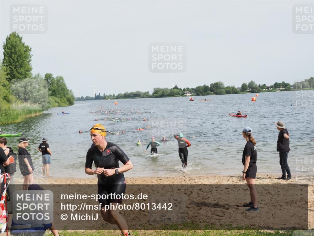 21.06.2025 - 27. Vierlanden-Triathlon MichiJ http://msf.ph/oto/8013442 15.06.2026 10:15:29 Schwimmen 508, 511, 542, 554, 579, 613, 620, 631 meine-sportfotos.de