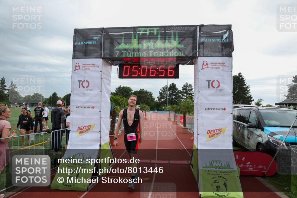 15.06.2025 - 7 Türme Triathlon Michael Strokosch http://msf.ph/oto/8013446 15.06.2025 15:06:56 Ziel 222 meine-sportfotos.de