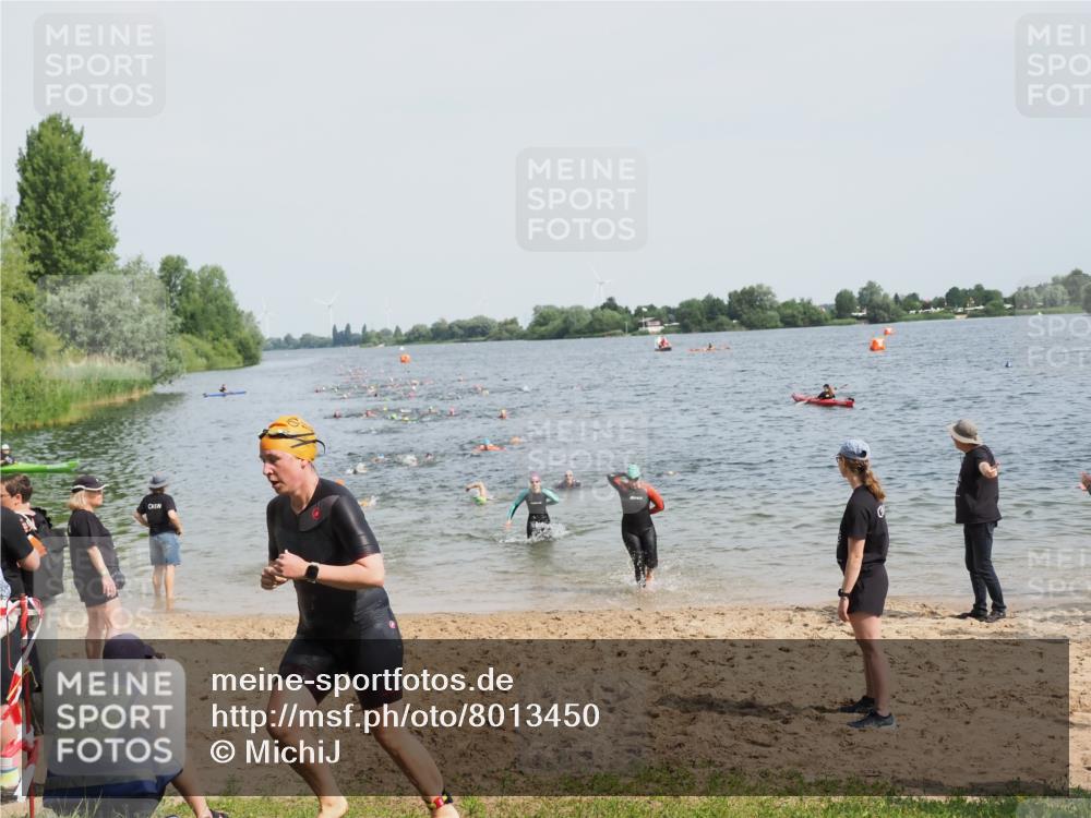 21.06.2025 - 27. Vierlanden-Triathlon MichiJ http://msf.ph/oto/8013450 15.06.2026 10:15:29 Schwimmen 508, 511, 542, 554, 579, 613, 620, 631 meine-sportfotos.de
