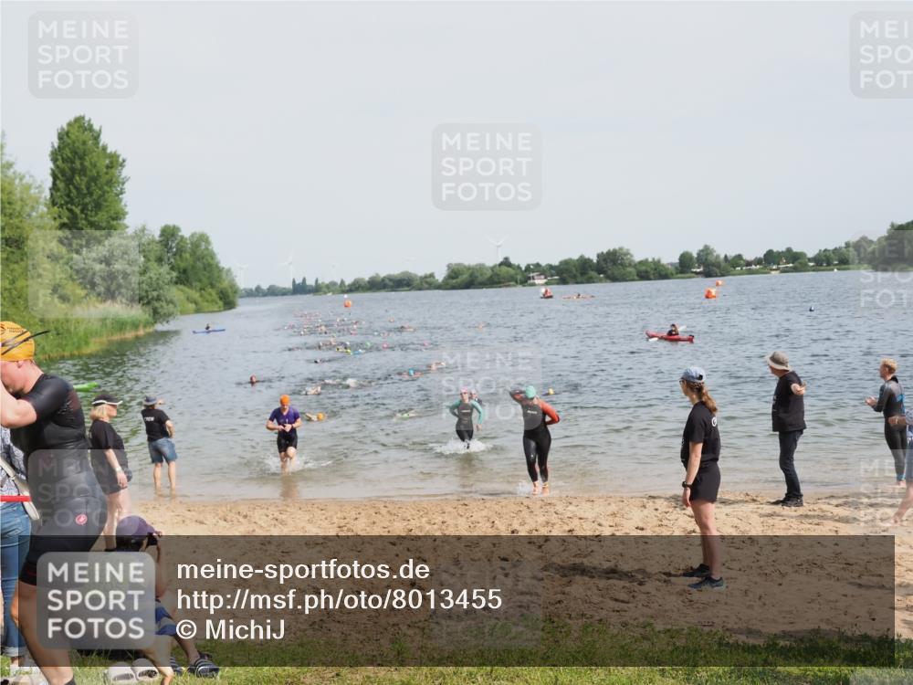 21.06.2025 - 27. Vierlanden-Triathlon MichiJ http://msf.ph/oto/8013455 15.06.2026 10:15:29 Schwimmen 508, 511, 542, 554, 579, 613, 620, 631 meine-sportfotos.de