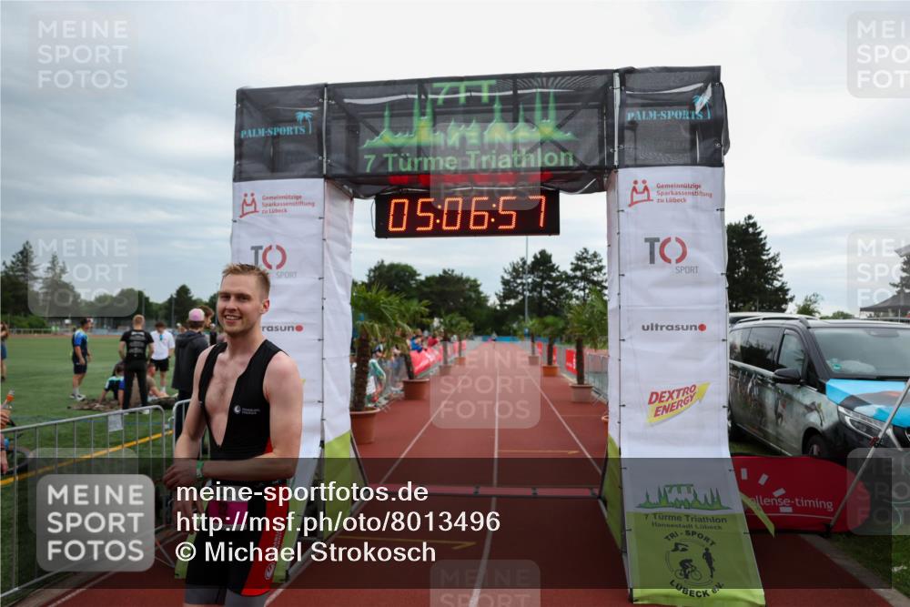 15.06.2025 - 7 Türme Triathlon Michael Strokosch http://msf.ph/oto/8013496 15.06.2025 15:06:57 Ziel 222 meine-sportfotos.de
