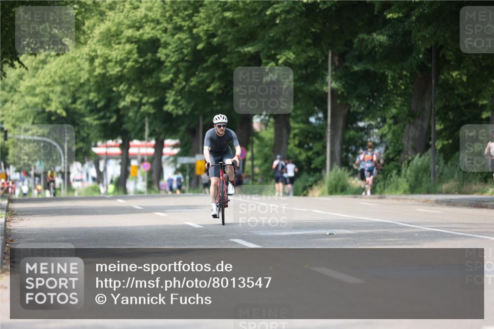 15.06.2025 - 7 Türme Triathlon Yannick Fuchs http://msf.ph/oto/8013547 15.06.2025 13:27:51 Radfahren 241, 673 meine-sportfotos.de