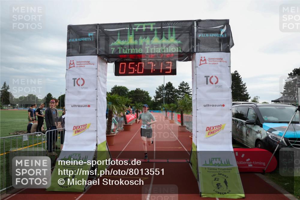 15.06.2025 - 7 Türme Triathlon Michael Strokosch http://msf.ph/oto/8013551 15.06.2025 15:07:13 Ziel 405 meine-sportfotos.de