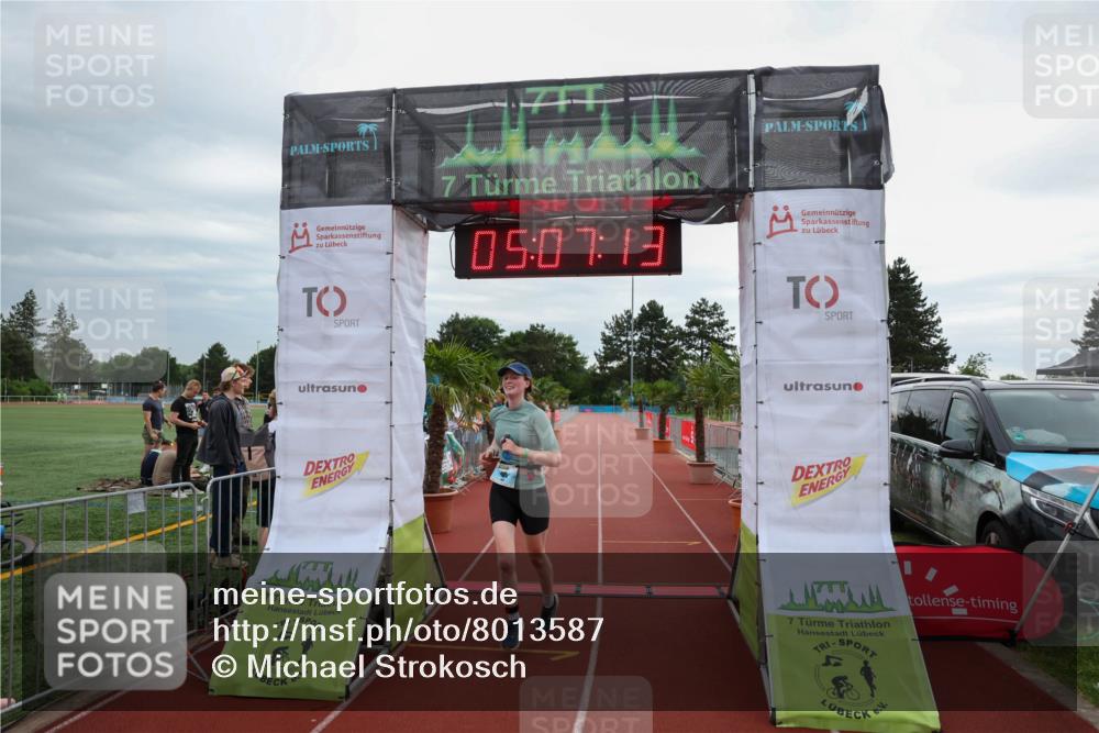 15.06.2025 - 7 Türme Triathlon Michael Strokosch http://msf.ph/oto/8013587 15.06.2025 15:07:13 Ziel 405 meine-sportfotos.de