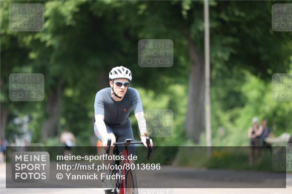 15.06.2025 - 7 Türme Triathlon Yannick Fuchs http://msf.ph/oto/8013696 15.06.2025 13:27:53 Radfahren 241, 673 meine-sportfotos.de