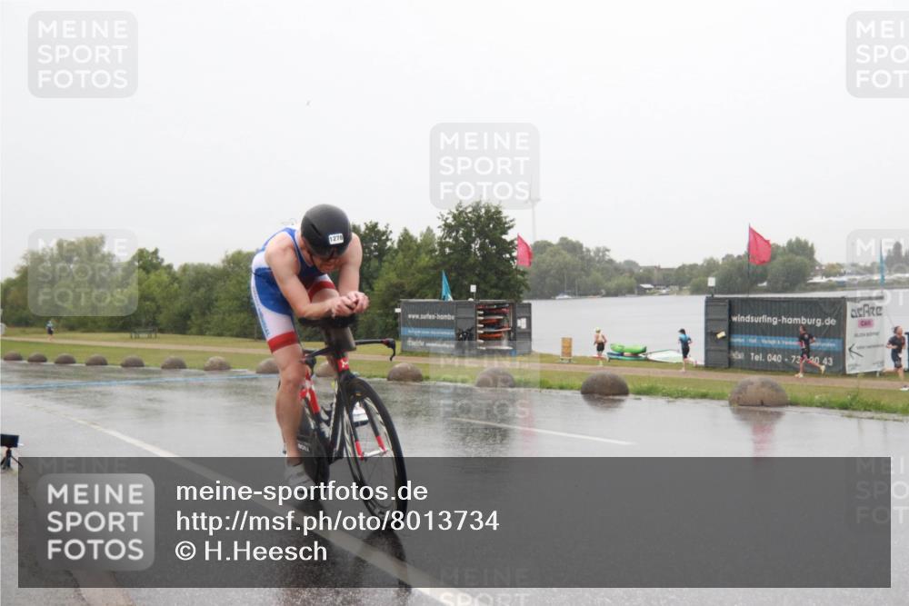 21.06.2025 - 27. Vierlanden-Triathlon H.Heesch http://msf.ph/oto/8013734 15.06.2025 13:49:27 Radfahren 1278 meine-sportfotos.de