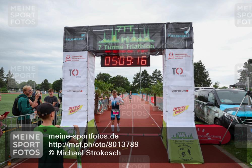 15.06.2025 - 7 Türme Triathlon Michael Strokosch http://msf.ph/oto/8013789 15.06.2025 15:09:16 Ziel 210, 291 meine-sportfotos.de