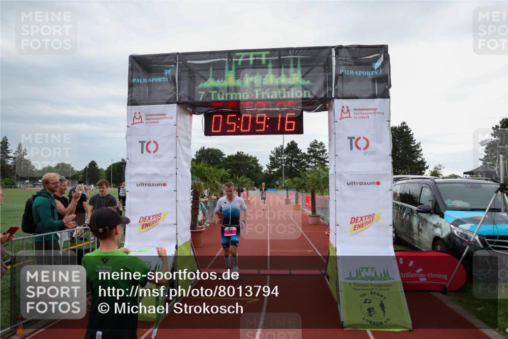 15.06.2025 - 7 Türme Triathlon Michael Strokosch http://msf.ph/oto/8013794 15.06.2025 15:09:16 Ziel 210, 291 meine-sportfotos.de