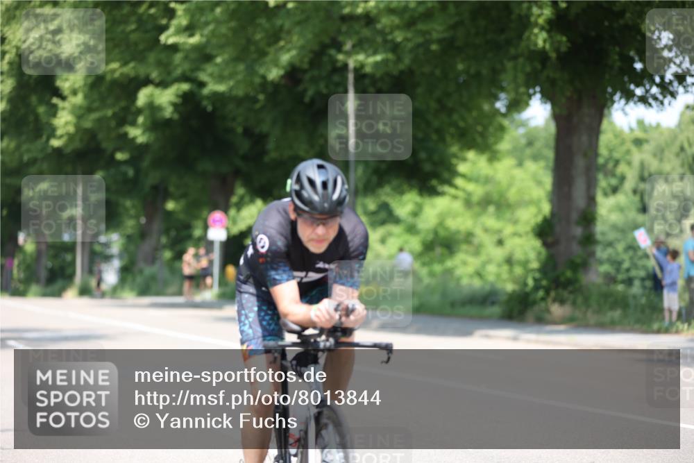15.06.2025 - 7 Türme Triathlon Yannick Fuchs http://msf.ph/oto/8013844 15.06.2025 12:47:51 Radfahren 247, 411, 443, 477, 609 meine-sportfotos.de