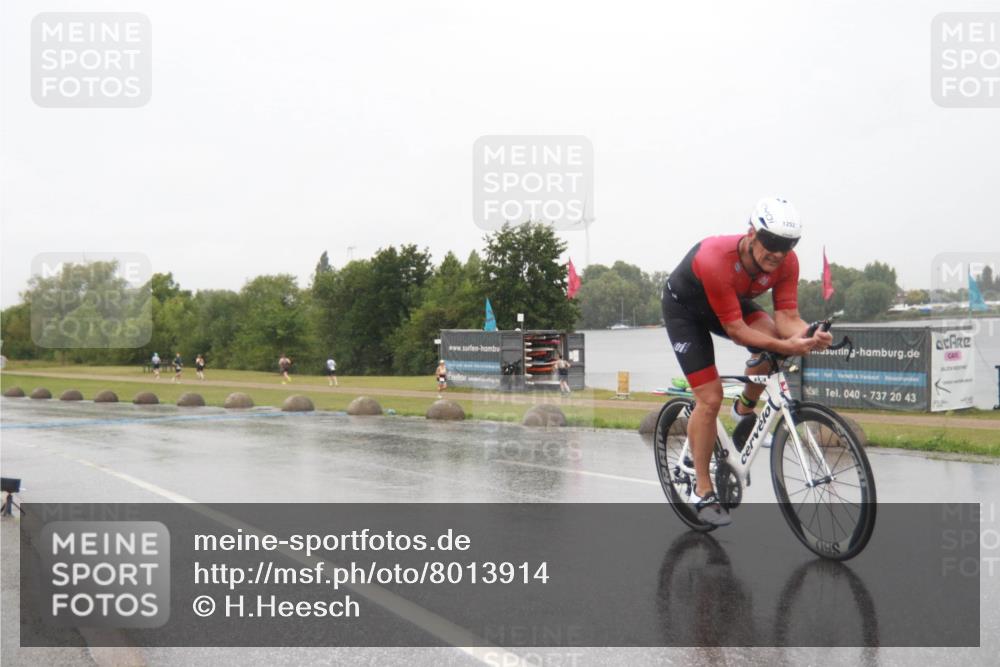 21.06.2025 - 27. Vierlanden-Triathlon H.Heesch http://msf.ph/oto/8013914 15.06.2025 13:56:14 Radfahren 1246, 1252, 1281 meine-sportfotos.de