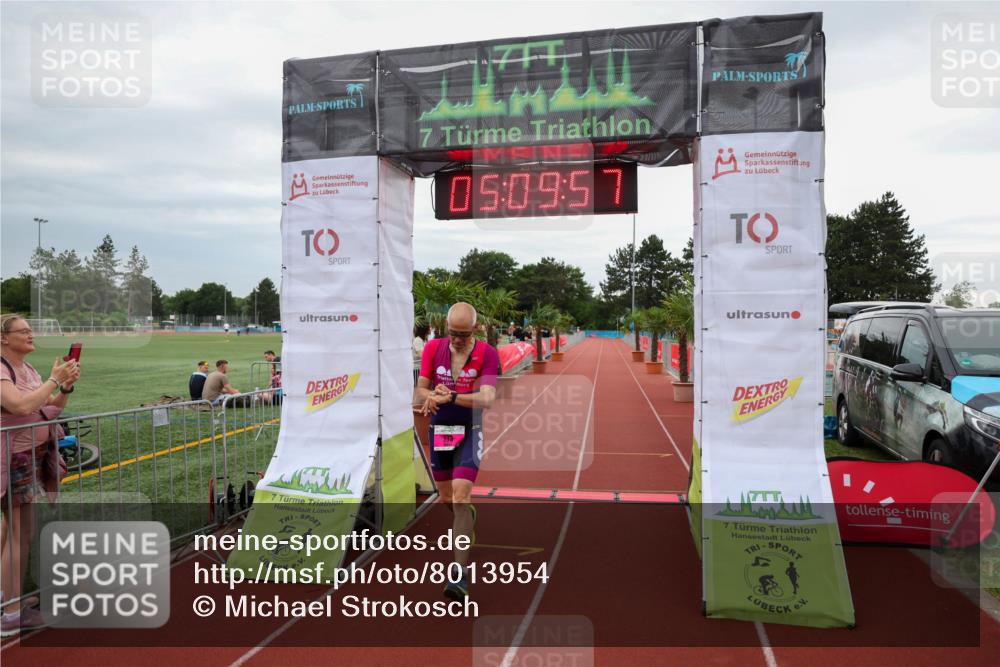 15.06.2025 - 7 Türme Triathlon Michael Strokosch http://msf.ph/oto/8013954 15.06.2025 15:09:57 Ziel 273 meine-sportfotos.de