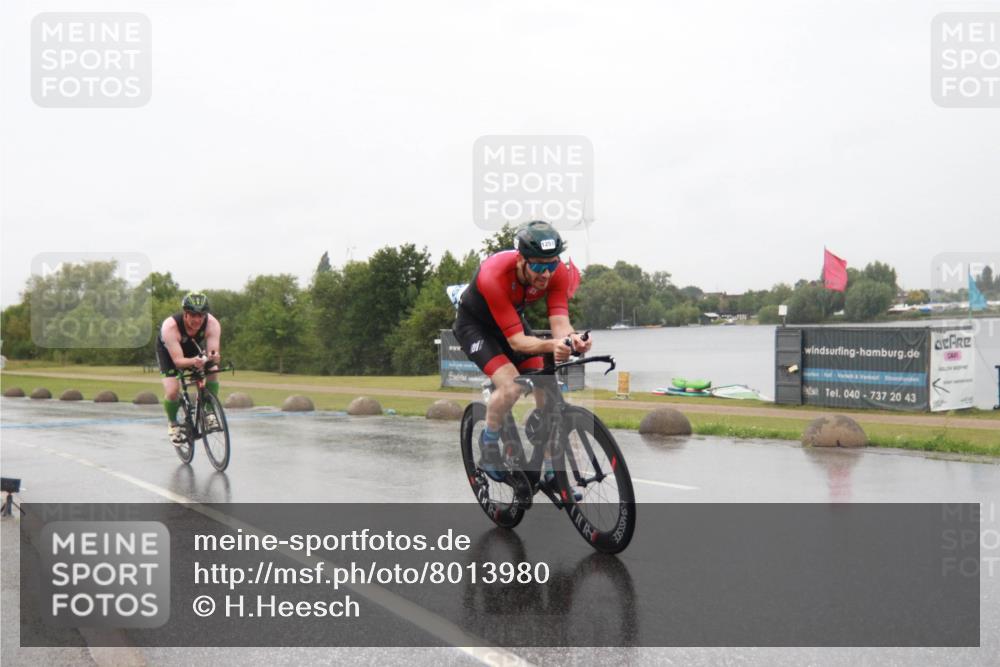 21.06.2025 - 27. Vierlanden-Triathlon H.Heesch http://msf.ph/oto/8013980 15.06.2025 13:57:23 Radfahren 1233, 1251, 1271 meine-sportfotos.de