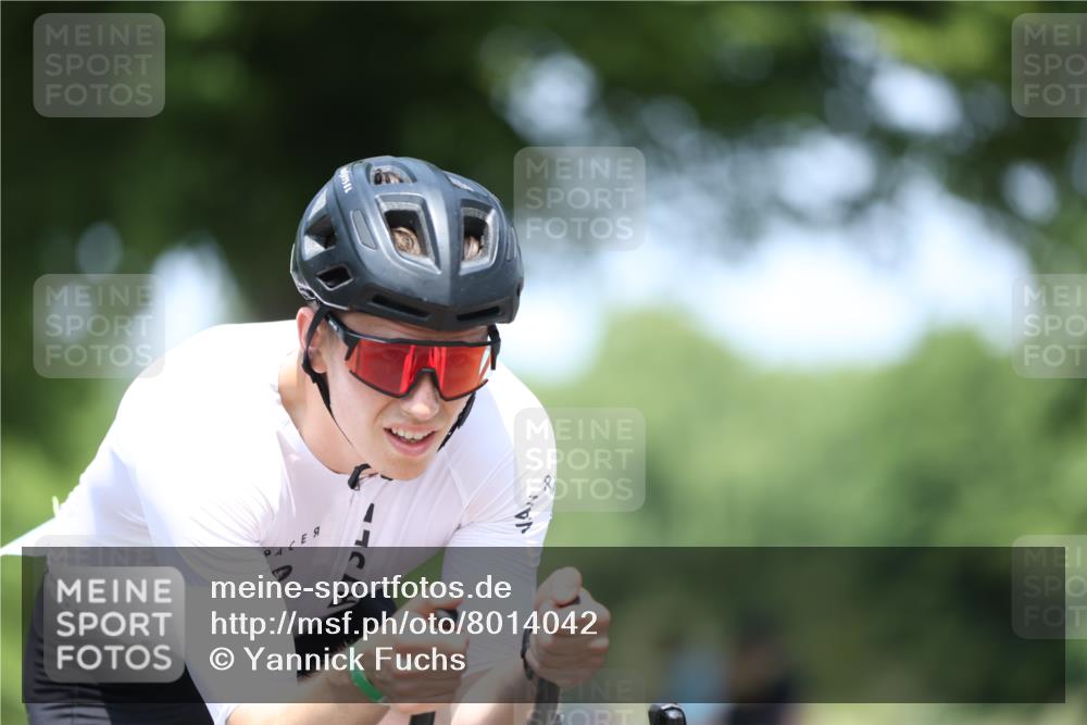 15.06.2025 - 7 Türme Triathlon Yannick Fuchs http://msf.ph/oto/8014042 15.06.2025 12:48:02 Radfahren 260, 317, 366, 374, 397, 504, 523, 566, 605 meine-sportfotos.de