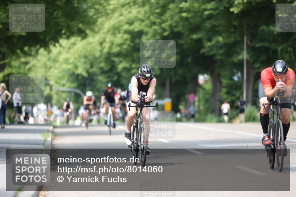 15.06.2025 - 7 Türme Triathlon Yannick Fuchs http://msf.ph/oto/8014060 15.06.2025 13:28:05 Radfahren 265, 462, 838, 901, 913, 952 meine-sportfotos.de