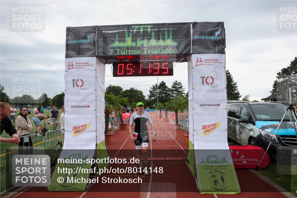 15.06.2025 - 7 Türme Triathlon Michael Strokosch http://msf.ph/oto/8014148 15.06.2025 15:11:34 Ziel 220 meine-sportfotos.de