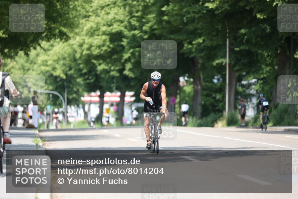 15.06.2025 - 7 Türme Triathlon Yannick Fuchs http://msf.ph/oto/8014204 15.06.2025 12:48:09 Radfahren 260, 374, 497 meine-sportfotos.de