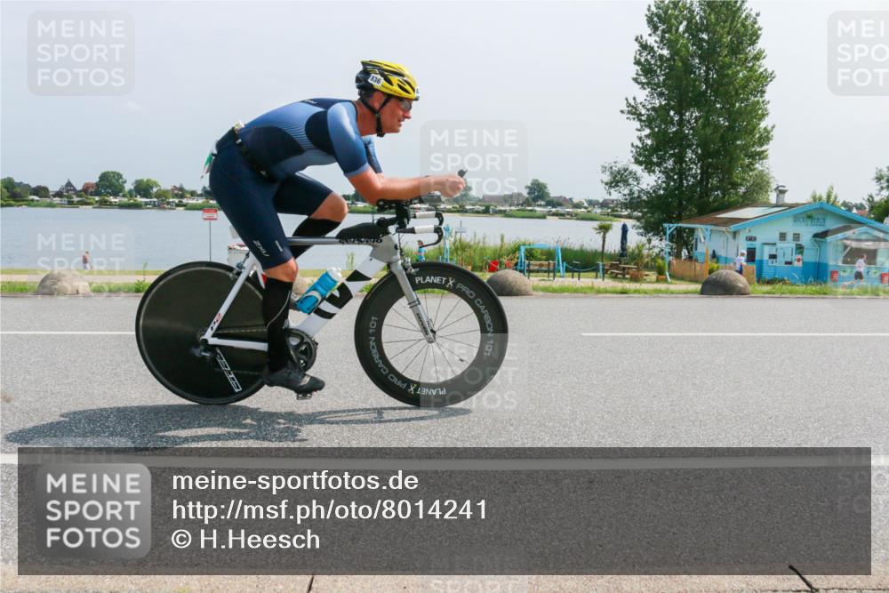 21.06.2025 - 27. Vierlanden-Triathlon H.Heesch http://msf.ph/oto/8014241 15.06.2025 11:49:02 Radfahren 799, 836, 846, 968 meine-sportfotos.de