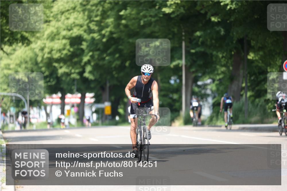 15.06.2025 - 7 Türme Triathlon Yannick Fuchs http://msf.ph/oto/8014251 15.06.2025 12:48:10 Radfahren 240, 260, 374, 497 meine-sportfotos.de