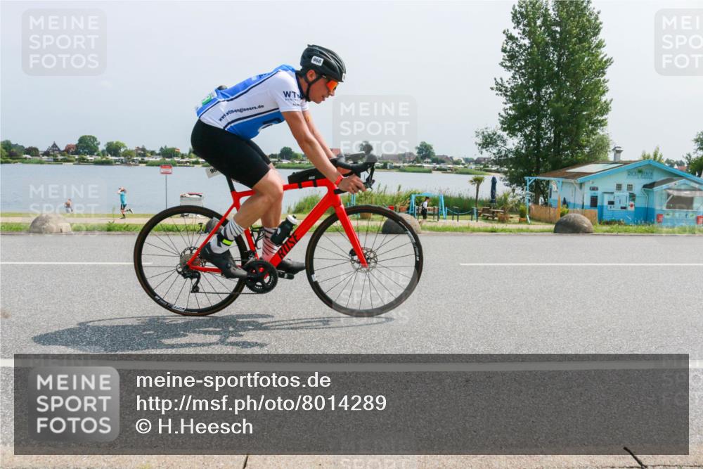21.06.2025 - 27. Vierlanden-Triathlon H.Heesch http://msf.ph/oto/8014289 15.06.2025 11:49:05 Radfahren 799, 836, 846, 968 meine-sportfotos.de