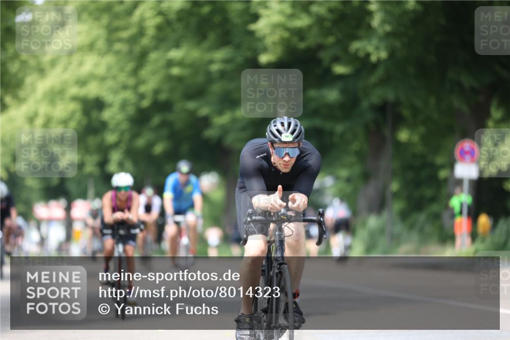 15.06.2025 - 7 Türme Triathlon Yannick Fuchs http://msf.ph/oto/8014323 15.06.2025 13:28:10 Radfahren 290, 404, 462, 838, 851, 901, 913, 952 meine-sportfotos.de