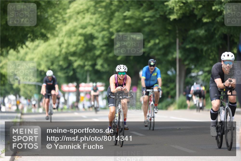 15.06.2025 - 7 Türme Triathlon Yannick Fuchs http://msf.ph/oto/8014341 15.06.2025 13:28:10 Radfahren 290, 404, 462, 838, 851, 901, 913, 952 meine-sportfotos.de