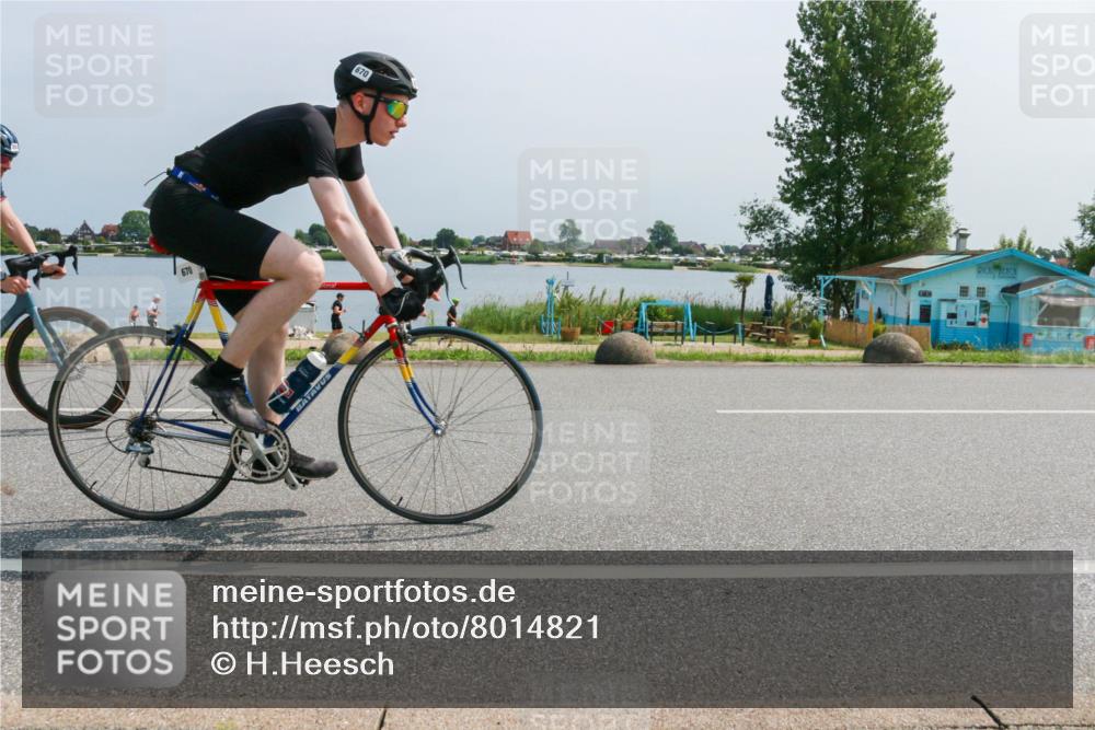 21.06.2025 - 27. Vierlanden-Triathlon H.Heesch http://msf.ph/oto/8014821 15.06.2025 11:50:20 Radfahren 670, 729, 731, 766, 783 meine-sportfotos.de