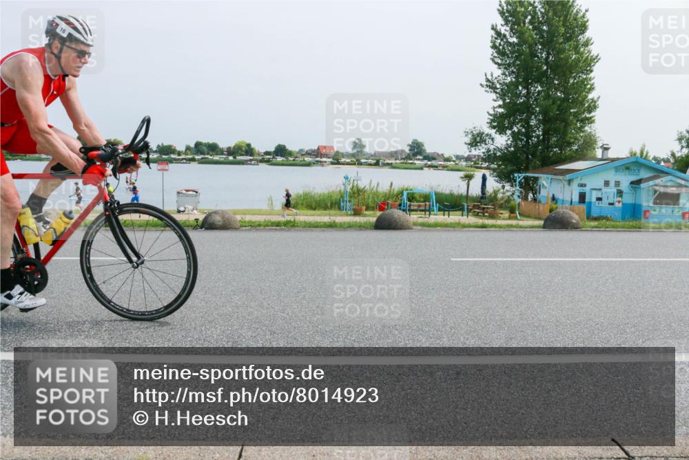 21.06.2025 - 27. Vierlanden-Triathlon H.Heesch http://msf.ph/oto/8014923 15.06.2025 11:51:22 Radfahren 16, 840 meine-sportfotos.de