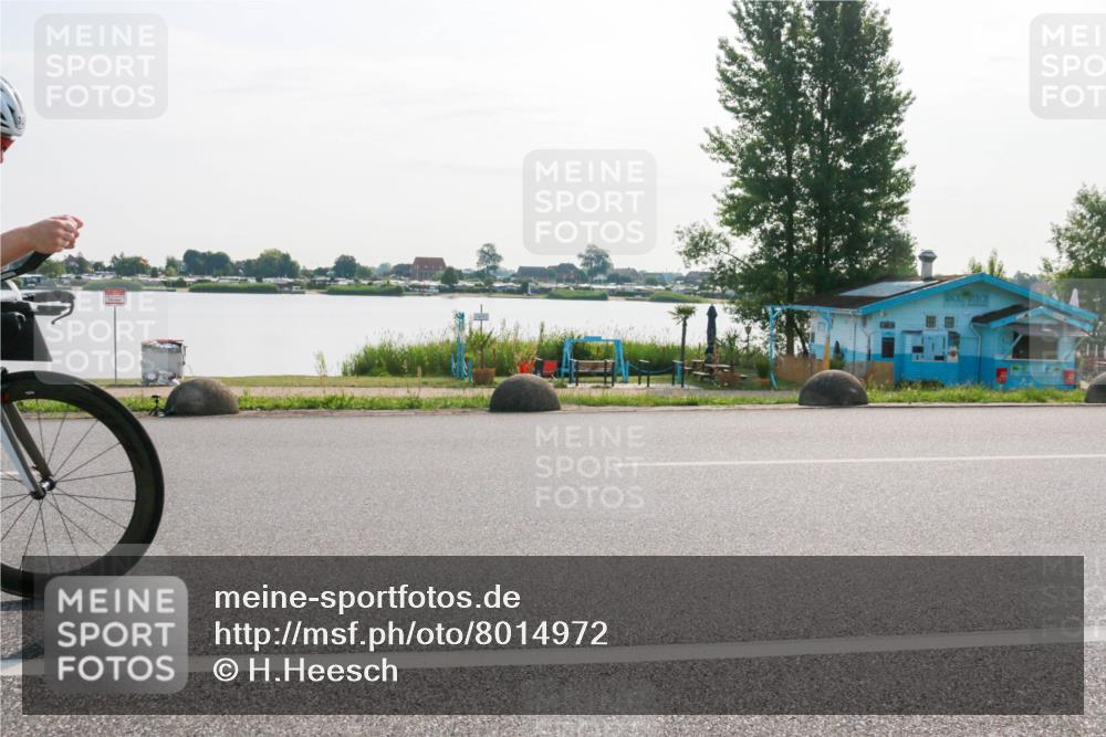 15.06.2025 - 27. Vierlanden-Triathlon H.Heesch http://msf.ph/oto/8014972 15.06.2025 09:03:09 Radfahren 10 meine-sportfotos.de
