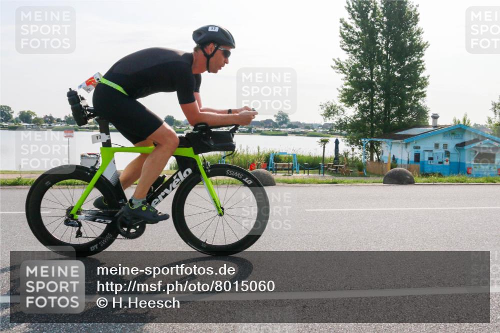 15.06.2025 - 27. Vierlanden-Triathlon H.Heesch http://msf.ph/oto/8015060 15.06.2025 09:03:27 Radfahren 17, 163 meine-sportfotos.de