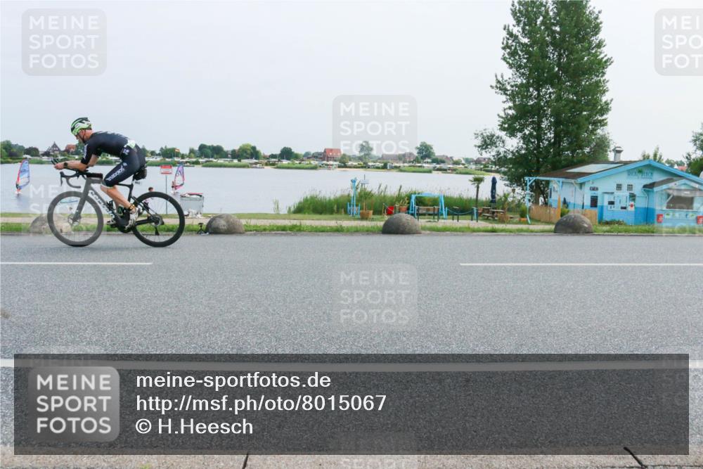 21.06.2025 - 27. Vierlanden-Triathlon H.Heesch http://msf.ph/oto/8015067 15.06.2025 11:52:12 Radfahren 658, 803, 871 meine-sportfotos.de
