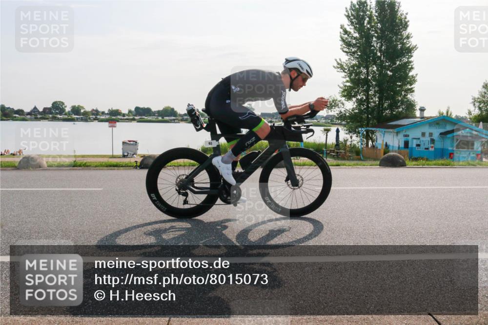 15.06.2025 - 27. Vierlanden-Triathlon H.Heesch http://msf.ph/oto/8015073 15.06.2025 09:04:26 Radfahren 63 meine-sportfotos.de