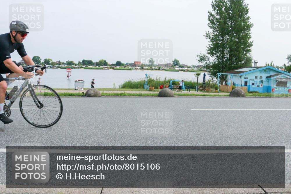 21.06.2025 - 27. Vierlanden-Triathlon H.Heesch http://msf.ph/oto/8015106 15.06.2025 11:52:17 Radfahren 720, 767, 803, 805, 871 meine-sportfotos.de