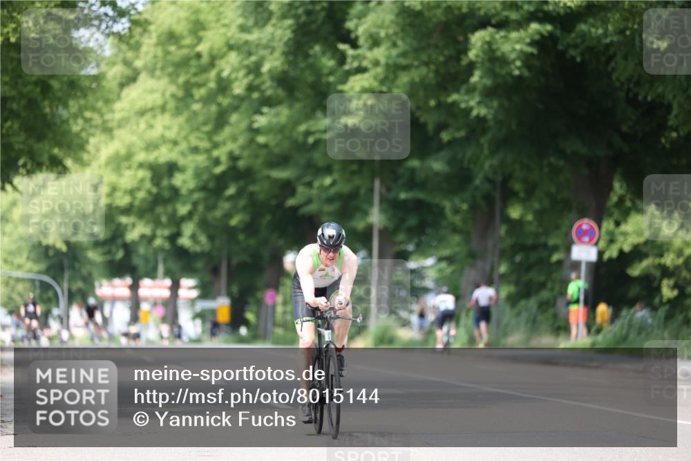 15.06.2025 - 7 Türme Triathlon Yannick Fuchs http://msf.ph/oto/8015144 15.06.2025 13:28:27 Radfahren 597, 649, 740, 792 meine-sportfotos.de