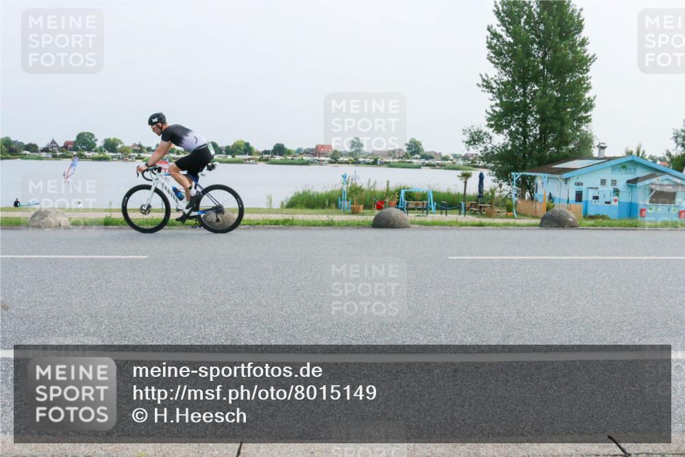 21.06.2025 - 27. Vierlanden-Triathlon H.Heesch http://msf.ph/oto/8015149 15.06.2025 11:52:36 Radfahren 663, 785, 856 meine-sportfotos.de