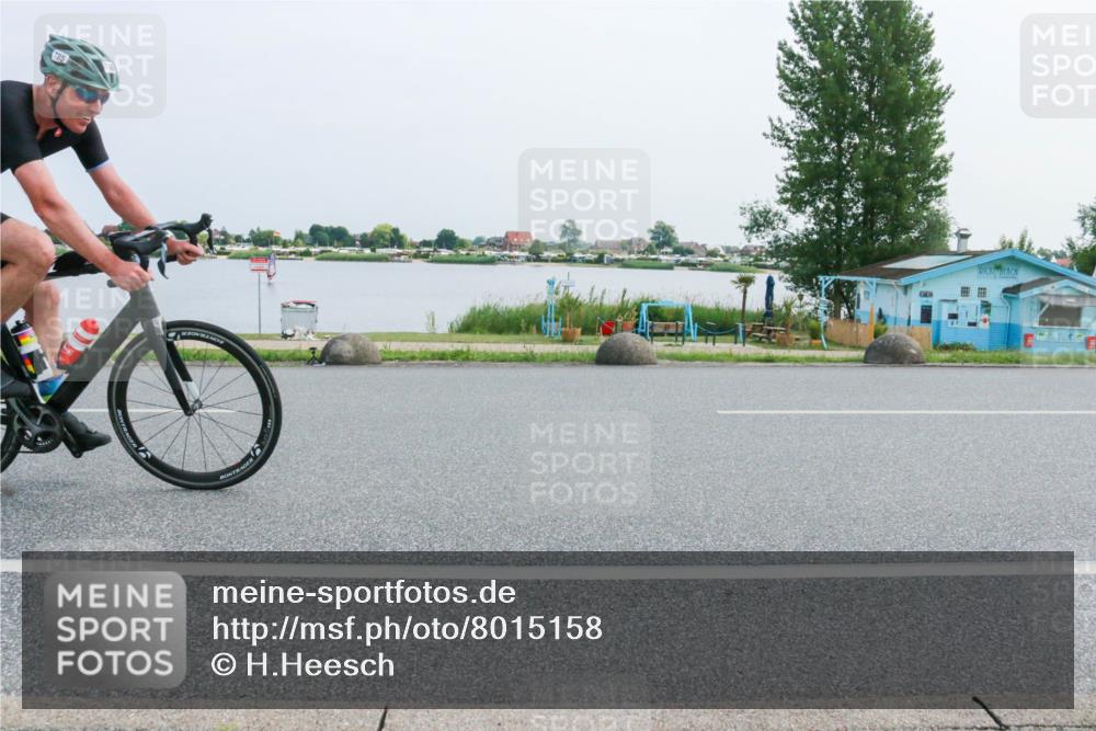 21.06.2025 - 27. Vierlanden-Triathlon H.Heesch http://msf.ph/oto/8015158 15.06.2025 11:52:39 Radfahren 663, 785, 789, 856, 963 meine-sportfotos.de