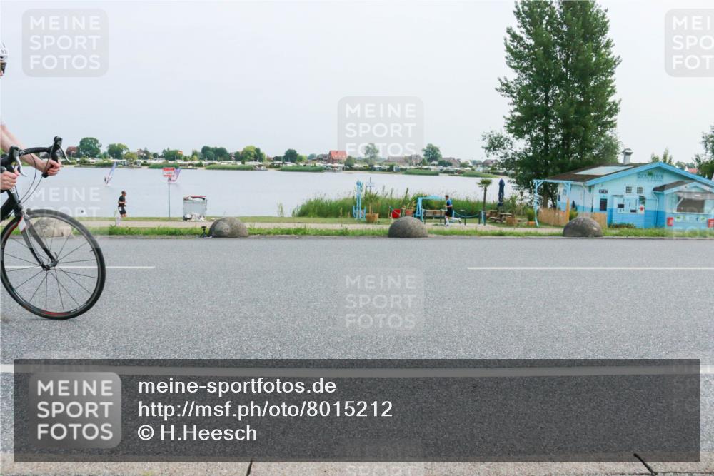 21.06.2025 - 27. Vierlanden-Triathlon H.Heesch http://msf.ph/oto/8015212 15.06.2025 11:52:45 Radfahren 201, 672, 789, 963 meine-sportfotos.de