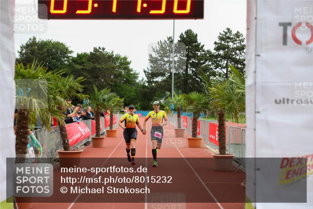 15.06.2025 - 7 Türme Triathlon Michael Strokosch http://msf.ph/oto/8015232 15.06.2025 15:17:58 Ziel 232, 265 meine-sportfotos.de