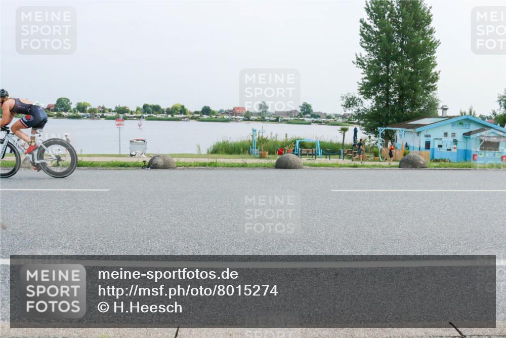21.06.2025 - 27. Vierlanden-Triathlon H.Heesch http://msf.ph/oto/8015274 15.06.2025 11:53:12 Radfahren 687, 787, 921, 934 meine-sportfotos.de