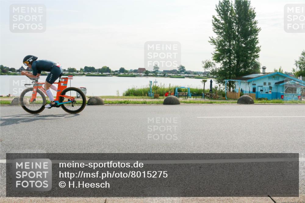 15.06.2025 - 27. Vierlanden-Triathlon H.Heesch http://msf.ph/oto/8015275 15.06.2025 09:08:00 Radfahren 38, 185 meine-sportfotos.de