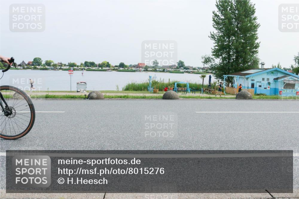 21.06.2025 - 27. Vierlanden-Triathlon H.Heesch http://msf.ph/oto/8015276 15.06.2025 11:53:12 Radfahren 687, 787, 921, 934 meine-sportfotos.de