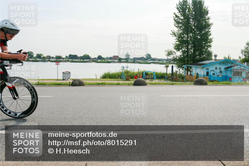 15.06.2025 - 27. Vierlanden-Triathlon H.Heesch http://msf.ph/oto/8015291 15.06.2025 09:08:09 Radfahren 36, 60 meine-sportfotos.de