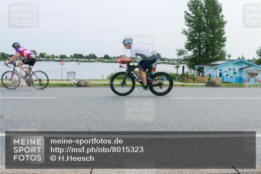 21.06.2025 - 27. Vierlanden-Triathlon H.Heesch http://msf.ph/oto/8015323 15.06.2025 11:53:30 Radfahren 734, 763, 829 meine-sportfotos.de