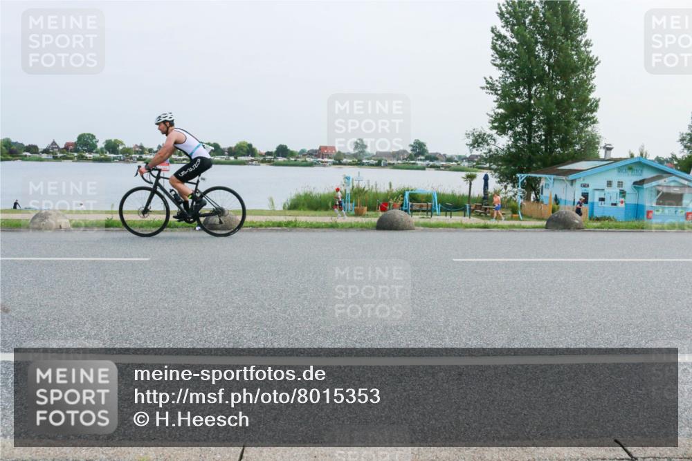 21.06.2025 - 27. Vierlanden-Triathlon H.Heesch http://msf.ph/oto/8015353 15.06.2025 11:53:36 Radfahren 640, 734, 829, 847 meine-sportfotos.de