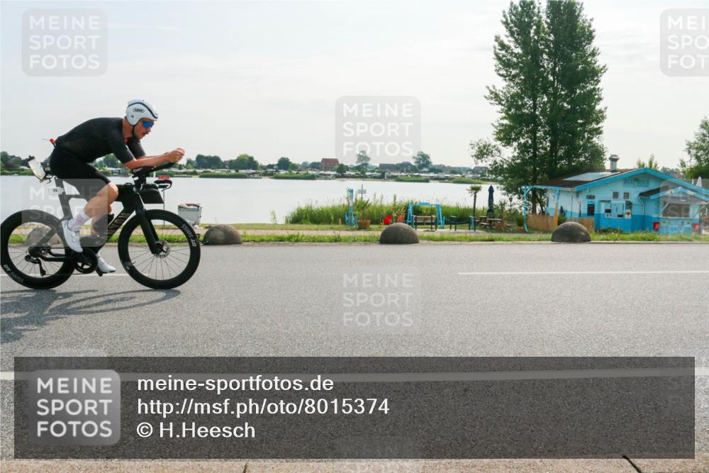 15.06.2025 - 27. Vierlanden-Triathlon H.Heesch http://msf.ph/oto/8015374 15.06.2025 09:08:35 Radfahren 50, 78 meine-sportfotos.de